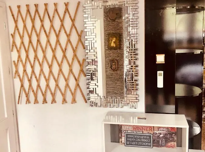 за гости старс Hotel Smolan